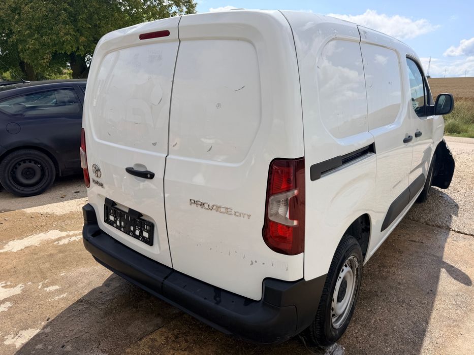 Toyota Proace City 1.5 D4D, двигател YHT DV5RCF, 102 кс., 6 ск., 81000 км., 2023 г., euro 6D, Тойота Проейс Сити 1.5 Д4Д, engine YHT DV5RCF