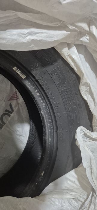 Продам зимние шины Maxxis 235×60×R16