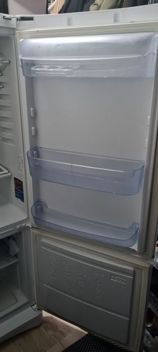 Продам холодильник 15000