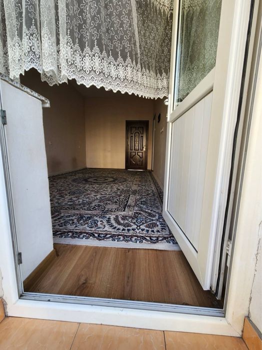 Сергили район 6Ахудудда 2 хонали квартира сотилади