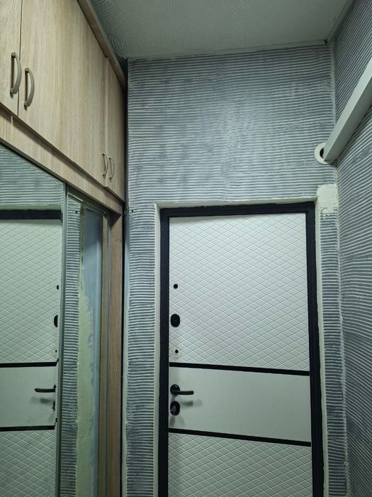 1 комнатная (38кв.м.) в 8 микрорайоне (Чинара) | переделанная в 2х ком