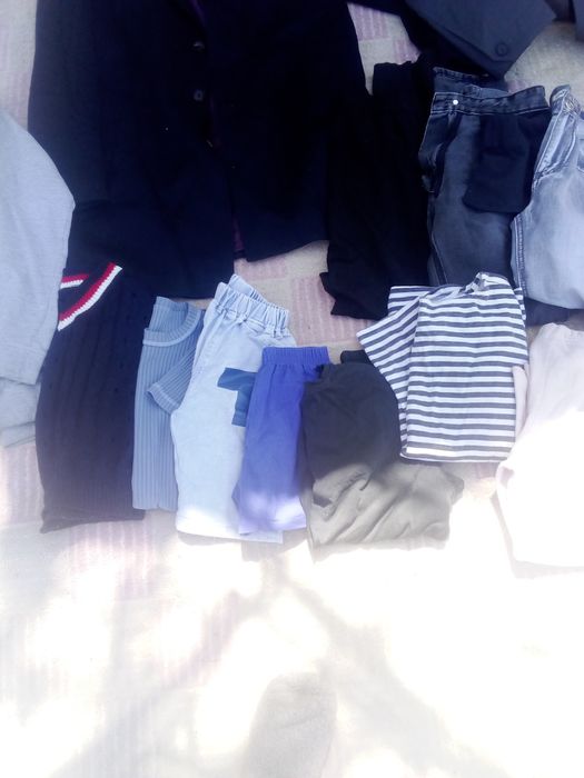 На мужчину и мальчика