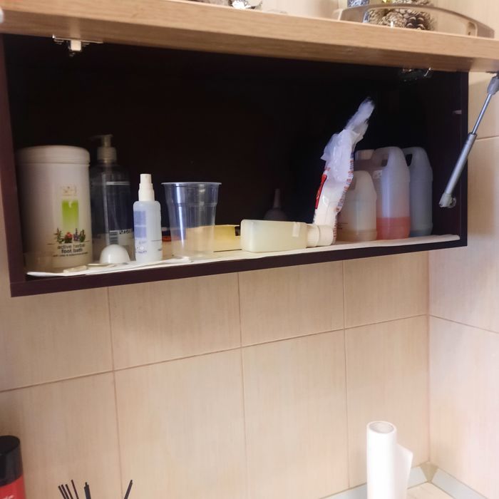 Дървен шкаф-горна и долна част+етажерка