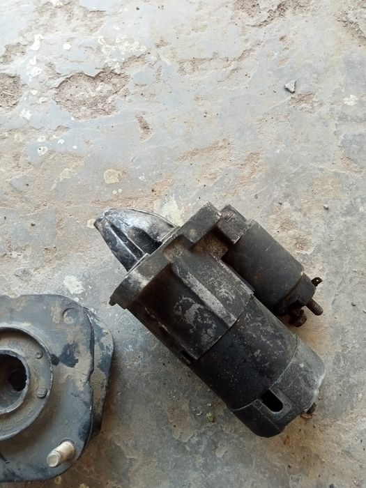 Мазда кронс 626.