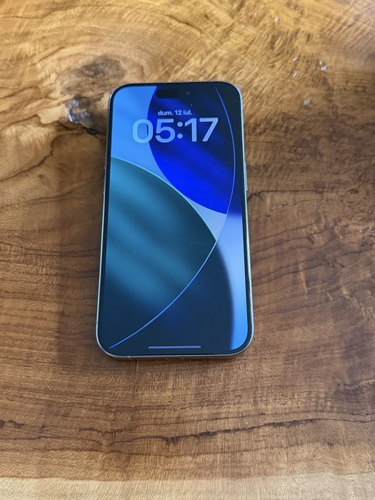 Vand Iphone15 pro 128 GB impecabil