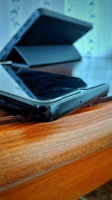 Смартфон Samsung