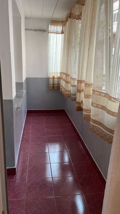 Продава се Тристаен апартамент в Варна, Победа - 95 кв.м за 2158 €/кв.м - Снимка #13