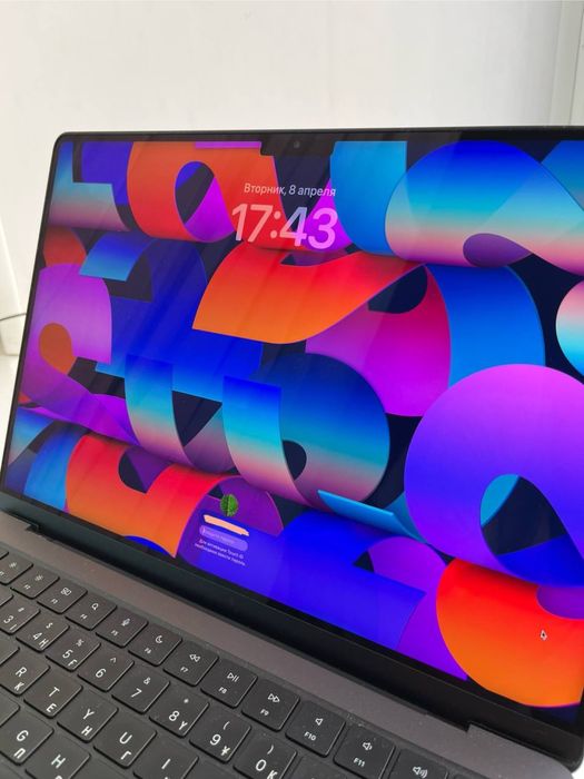 Apple MacBook Pro 14 / 2023 / 14.2" / 18 Гб / SSD 512 Гб