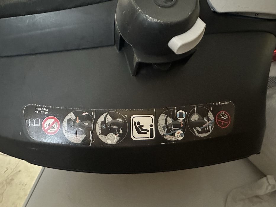 Scoică auto Cybex Aton M i-Size (45–87 cm) – fără bază ISOFIX