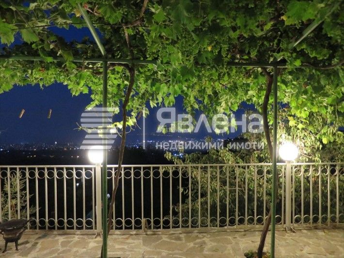 Продава се Къща в Варна, м-т Франга Дере - 252 кв.м за 1100 €/кв.м - Снимка #5