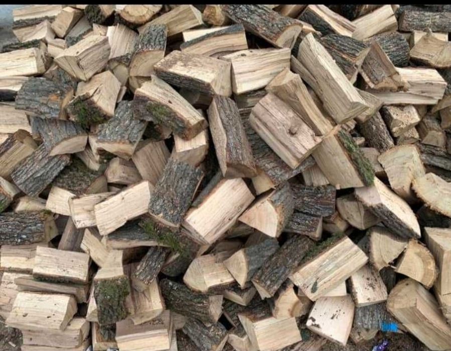 Дърва за огрев в чували