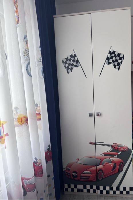 Mobilă dormitor copii / tineret – stare foarte bună