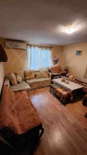 Продава се Многостаен апартамент в Карнобат - 110 кв.м за 782 €/кв.м - Снимка #1
