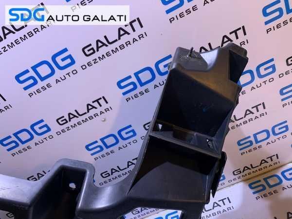 Suport Prindere Ghidaj Dreapta Spoiler Bara Spate Renault Megane 3 2008 - 2016 Cod 850440006R 850440006 [V0153]
