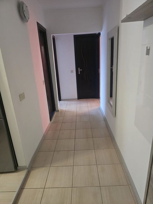 Închiriez apartament 2 camere complet utilat si mobilat