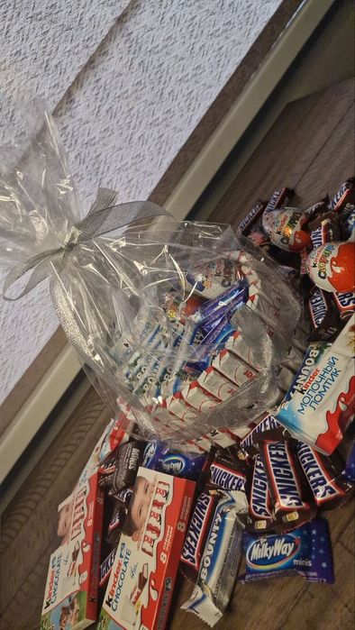 Подарочные боксы,клубника в шоколаде