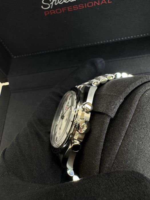 Omega Speedmaster Professional Moonwatch Sapphire Sandwich – Чисто нов, пълен комплект