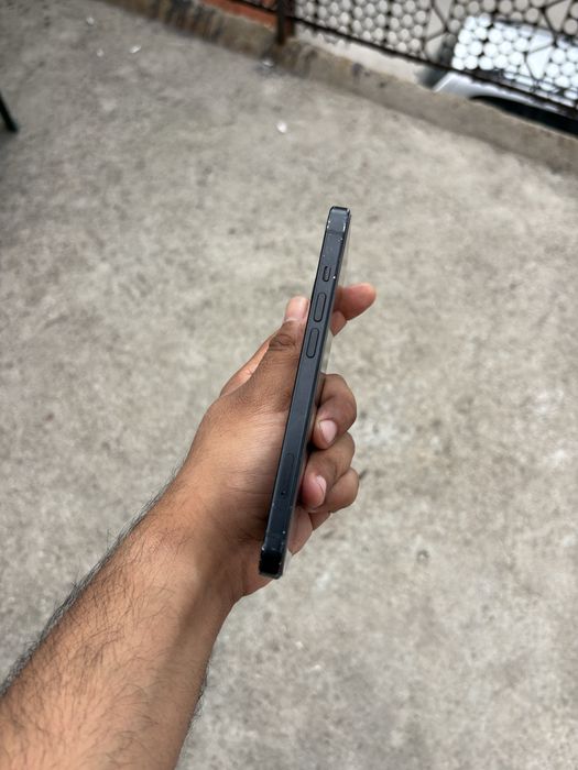 iPhone 15 128 GB