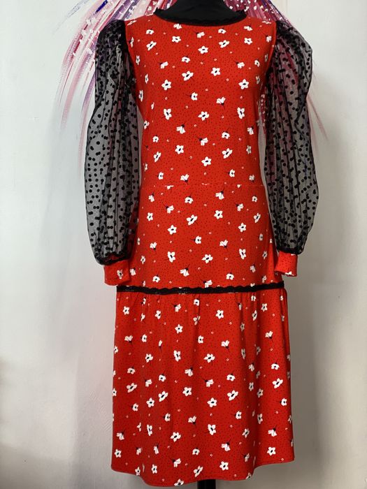 rochie model unicat, maneci bufante din tiulle