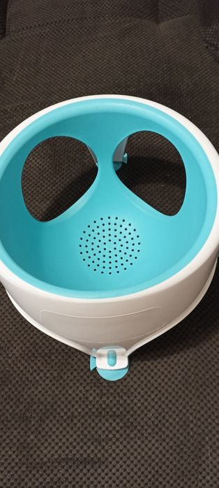 Мека седалка за къпане на бебе