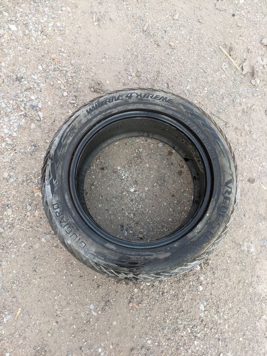 235/55/17 Резина Vredestein Всесезонка