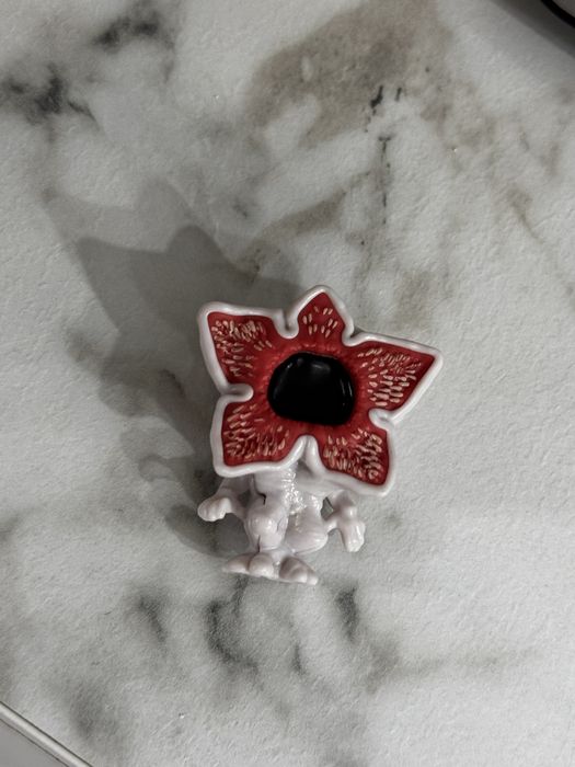 Продам демогоргона из очень странных дел