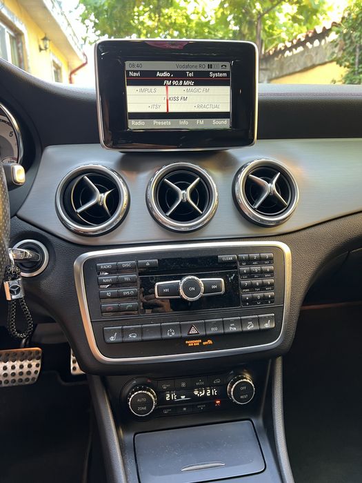MERCEDES-BENZ GLA 2014 — imagine 4