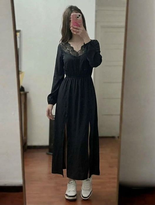 Rochie neagra cu dantelă