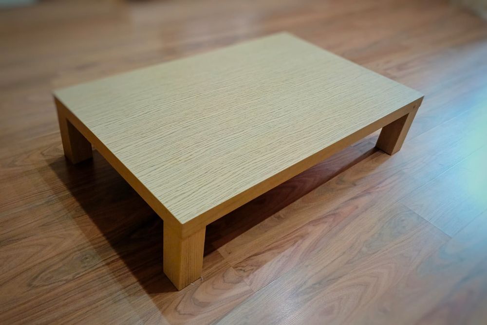 Журнальный столик