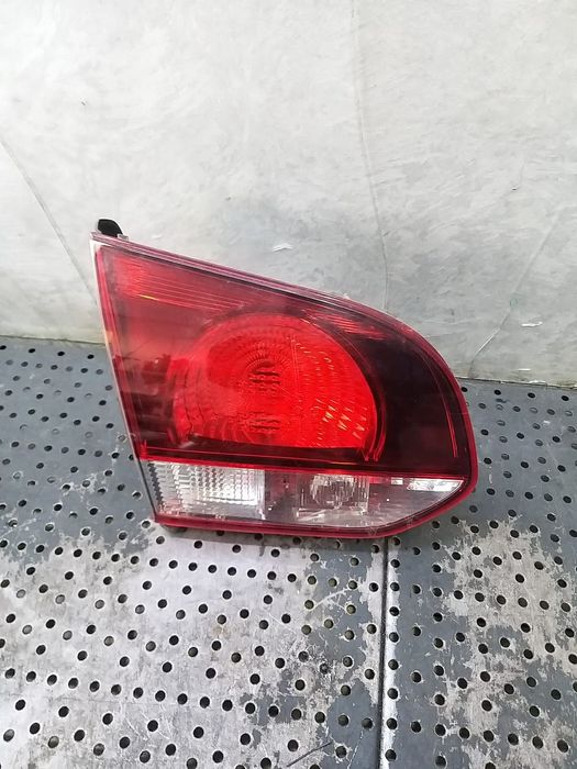 Stop tripla lampa stanga haion vw golf 6 5k hatchback 5k0945093aa