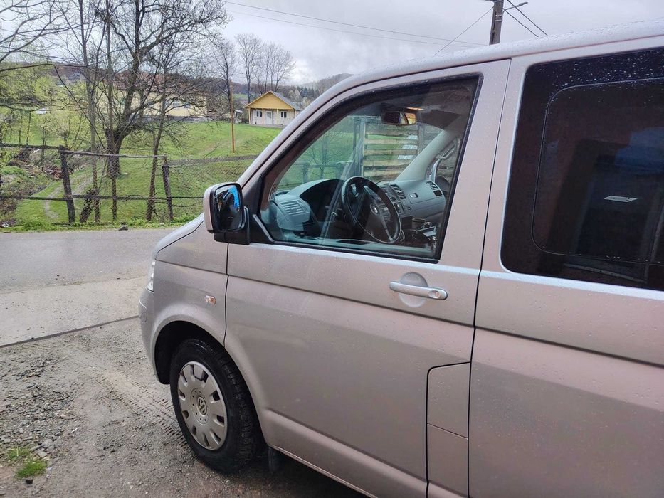VW T5 CARAVELLE 2,5 TDI 174 CP 4X4 ( 4 MOTION)- model deosebit de fiabil