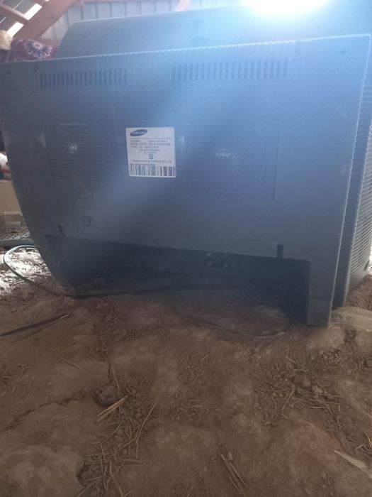 Телевизор сатылады.