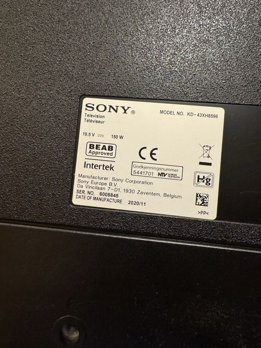 Televizor LED 4K Ultra HD Sony KD-43XH8596