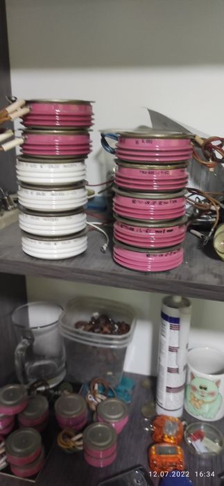 Платы микросхемы транзисторы радиодетали