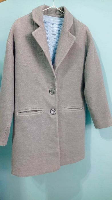 Продам женское пальто