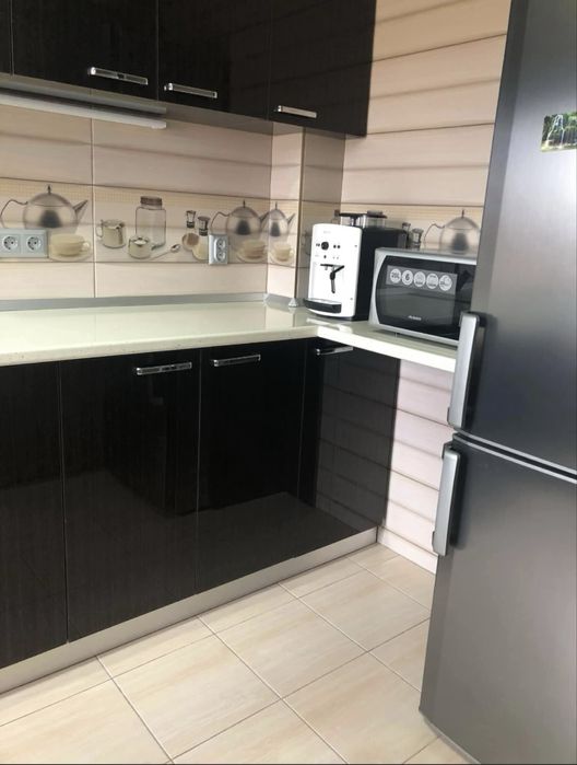 Vand apartament 3 camere