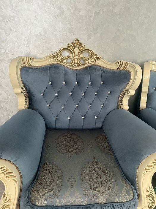 продается диван кресло