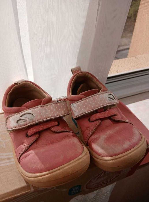 Боси обувки  за дете