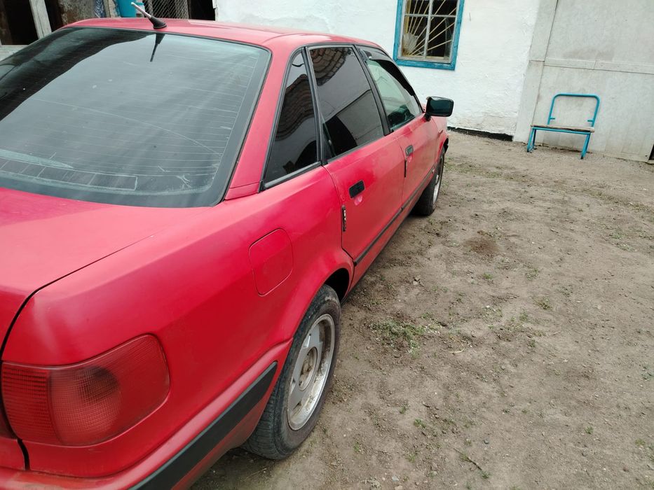 Продам ауди 80 в4