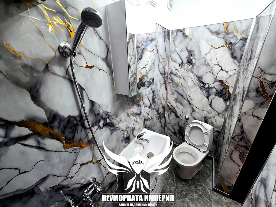 Под наем широк тристаен/четиристаен 125кв в гр.Асеновгрд кв.стадиона