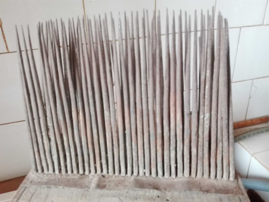 Немски сервиз за чай , попивателна  и чепкало за вълна.