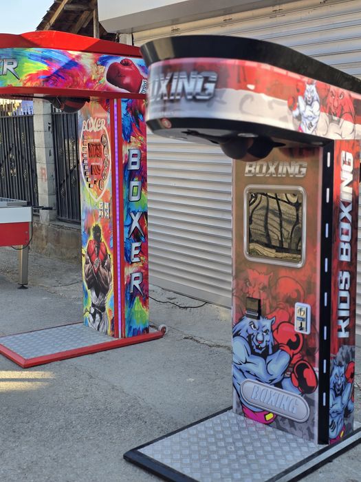 Боксови круши малки и големи, нови и ползвани.