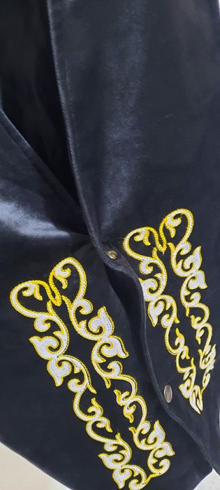 Продам жакет на  НАУРЫЗ