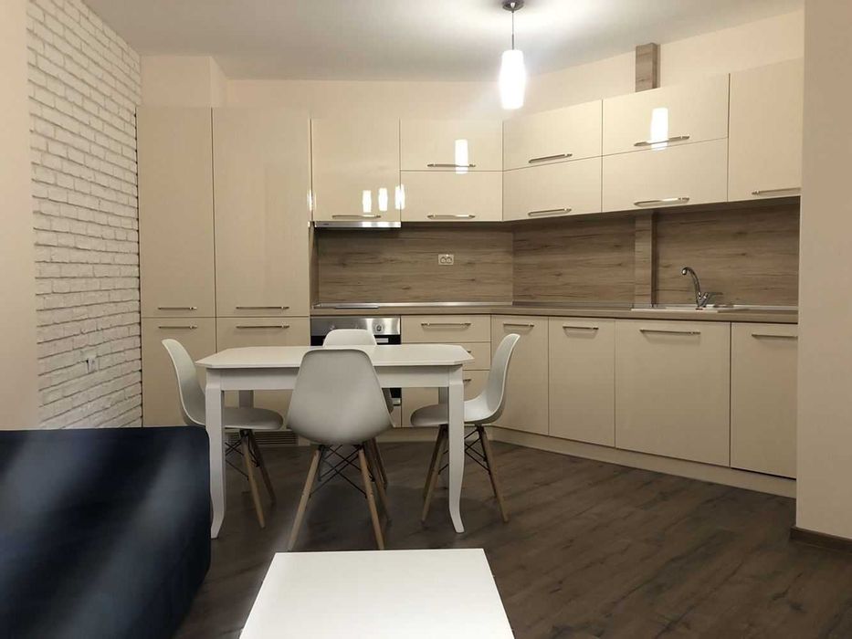 Дава се под наем Двустаен апартамент в Пловдив, Христо Смирненски - 65 кв.м за 433.5 € - Снимка #3