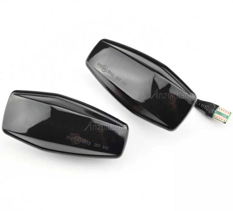 Динамични бягащи мигачи за калника лед черни за Хюндай Hyundai Tucson