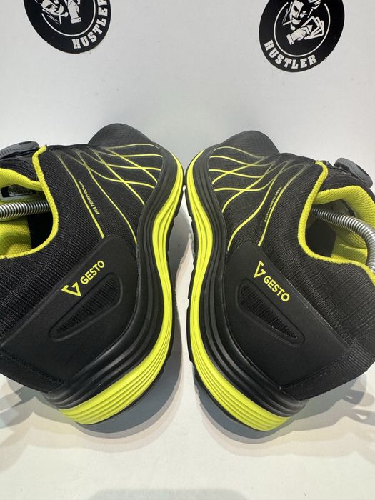 Работни обувки с метално бомбе GESTO WATERPROOF .Номер 40