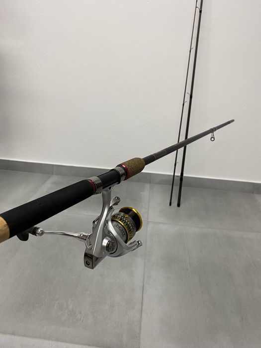 Въдица и макара за риболов на мач