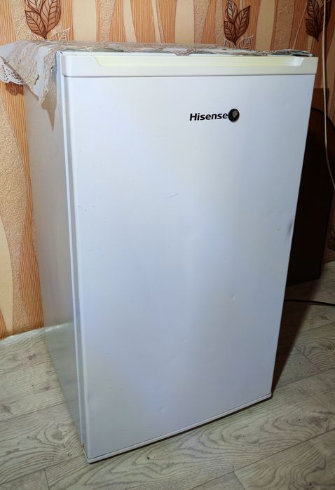 Холодильник Hisense, б/у