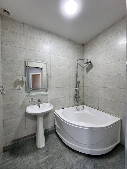 Срочно продаётся квартира с террасой в новостройке
Учтепинский район