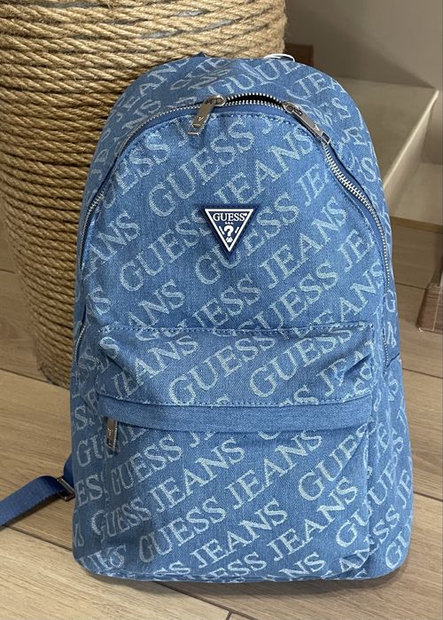 Guess раници Промо цена